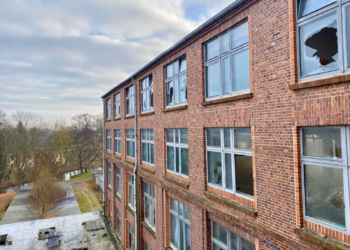 Altes Fabrik Gebäude in Forst neue Sonderwirtschaftszone Green Vally, 03149 Forst (Lausitz), Sonstige Landwirtschaftsimmobilie