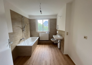 Modern saniert. Ruhig gelegen. Sofort einziehen., 09114 Chemnitz, Wohnung