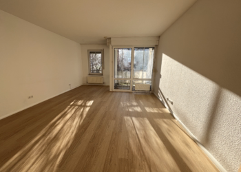 Wohnen im Grünen mitten in der Stadt – Stellplatz möglich, 09111 Chemnitz, Wohnung