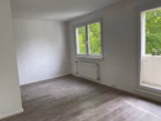3 Zimmerwohnung mit Balkon - Wohnzimmer