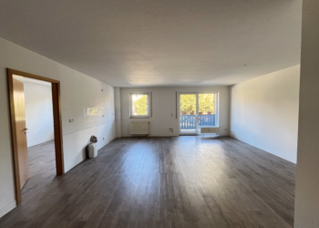 Charme trifft Funktion: Stilvolle Wohnung mit Balkon, 38820 Halberstadt, Wohnung