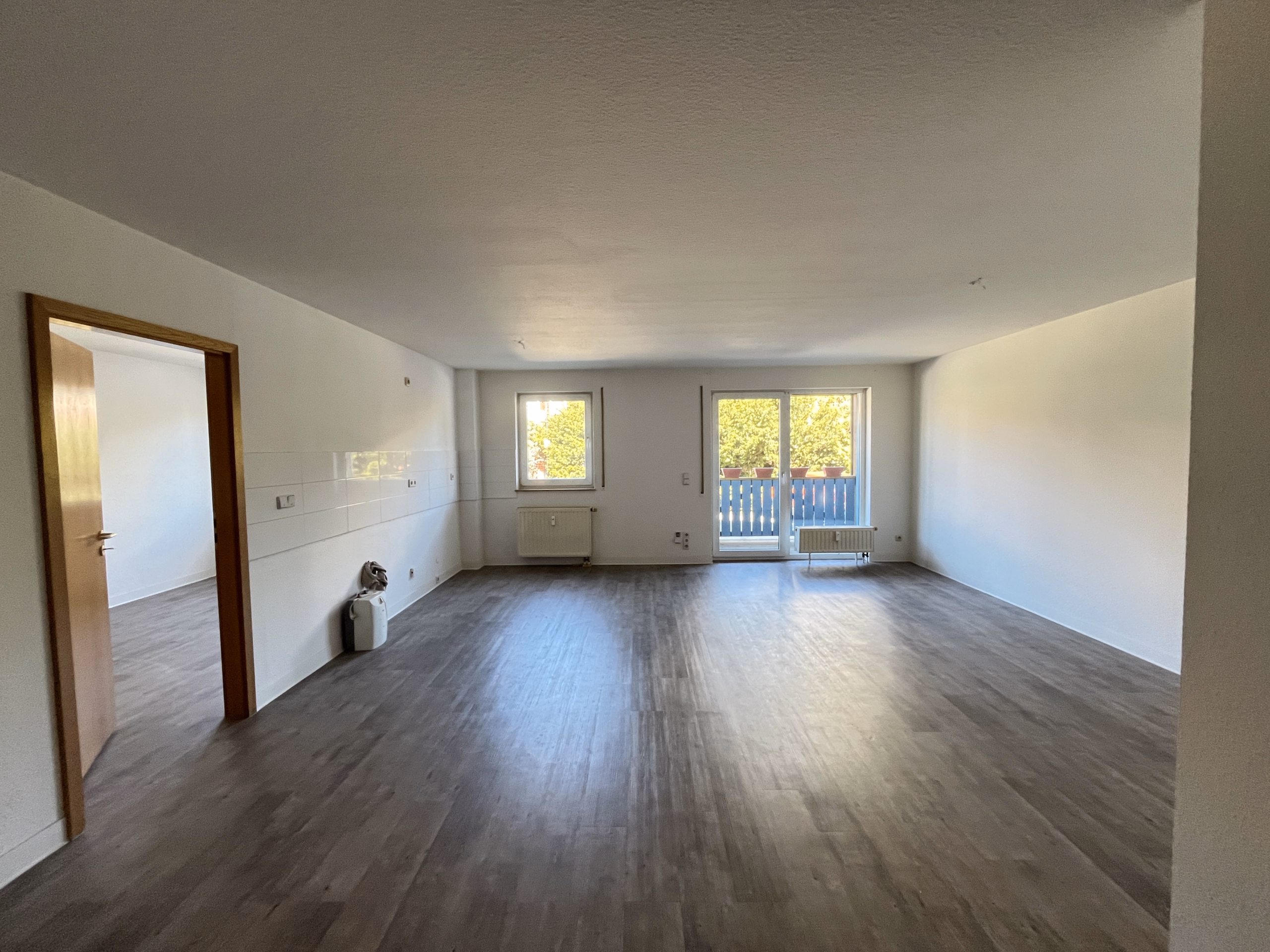 Charme trifft Funktion: Stilvolle Wohnung mit Balkon 3