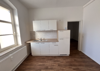 Ruhige Wohnlage trifft zentrale Lage – Wohnung mit Einbauküche, 09661 Hainichen, Wohnung