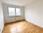 Gemütliche 3 Zimmerwohnung mit Balkon - Schlafzimmer