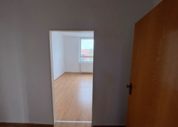 Hübsche 2 Zimmerwohnung mit Balkon, 47226 Duisburg, Wohnung