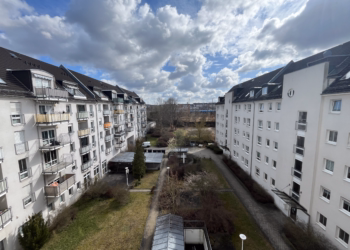 Zentrale Lage trifft Komfort – Wohnung mit Balkon, Innenhofausrichtung und Aufzug in Chemnitz, 09111 Chemnitz, Wohnung