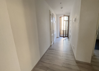 Altbaucharme, Balkon und unendlich viel Zuhause – stilvoll wohnen in Gablenz, 09127 Chemnitz, Wohnung