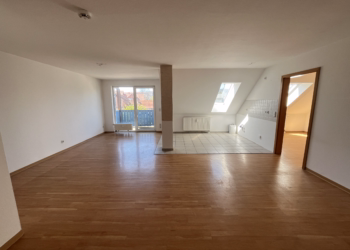 Ankommen & Aufatmen: Wohnglück mit Balkon in bester Lage – Stellplatz auf Wunsch möglich, 38820 Halberstadt, Wohnung