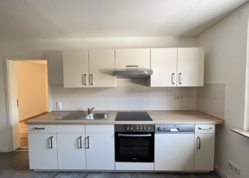 Clever wohnen mit Extra-Plus: Einbauküche inklusive und separaten WC, 09131 Chemnitz, Wohnung