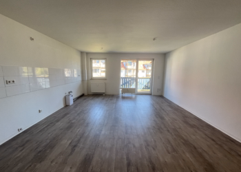 Zwischen Ruhe und Stadt: stilvolle Wohnung mit Balkon in Halberstadt, 38820 Halberstadt, Wohnung