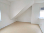 Wohnen im Grünen mit Balkon - Wohnzimmer