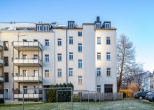 Zentrales und ruhiges Zuhause mit Einbauküche - Hofansicht