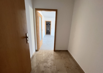 Freundliche Wohnung mit Balkon in idyllischer Lage, 38820 Halberstadt, Wohnung