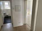 Gemütliche Kaßbergwohnung mit großem Balkon - Flur