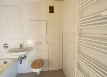 Gemütliche 3-Raum-Wohnung: Ihr neues Zuhause wartet!, 08261 Schöneck/Vogtland, Wohnung