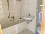 Praktische Singlewohnung mit Einbauküche und Balkon - Badezimmer
