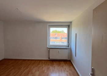 ++Aufzug und 2 Balkone mit weitem Blick über Kamp-Lintfort ++, 47475 Kamp-Lintfort, Wohnung